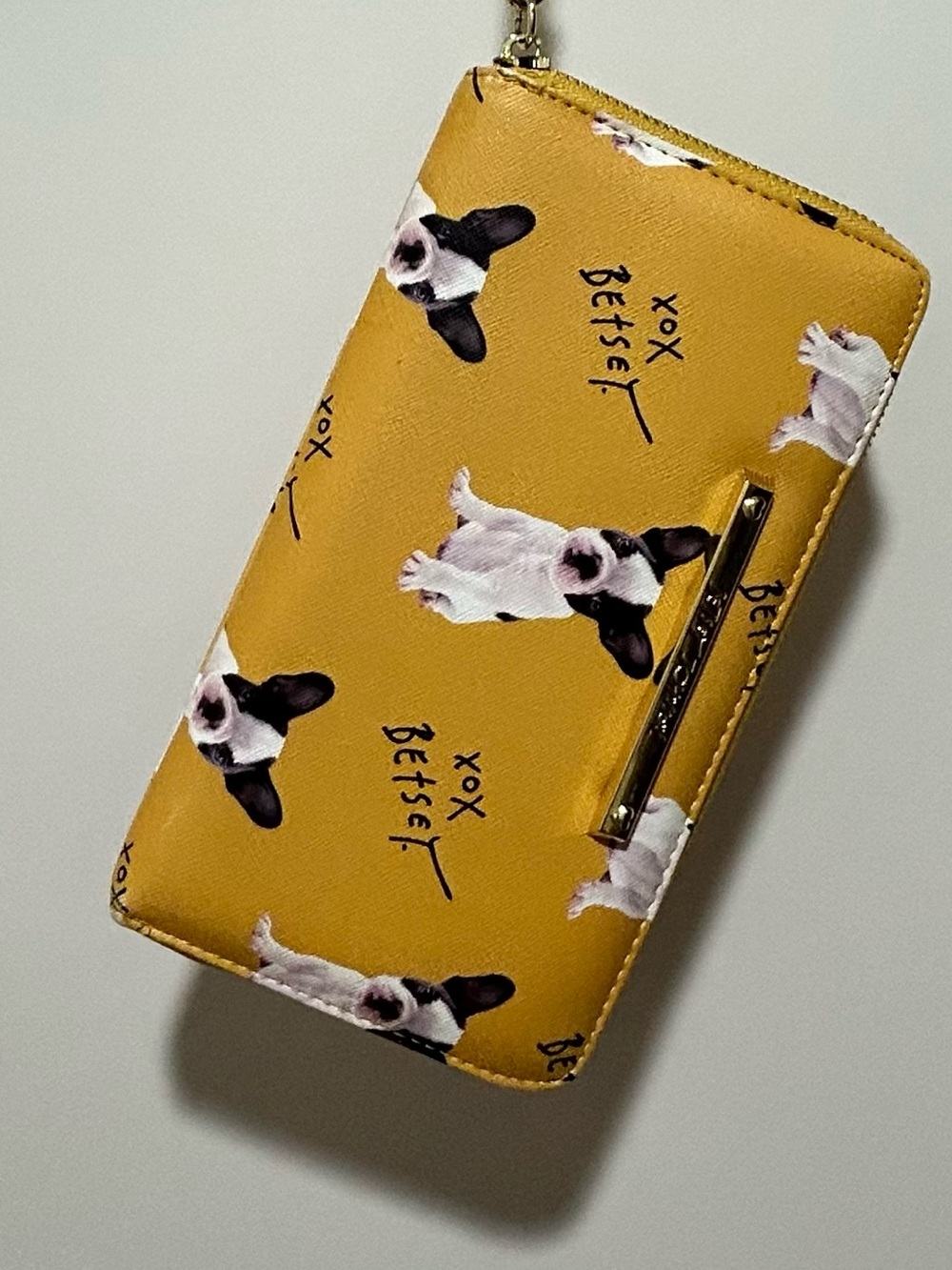 Betsey Johnson Mustard Yellow French Bulldog Print Dog wristlet Wallet Like New